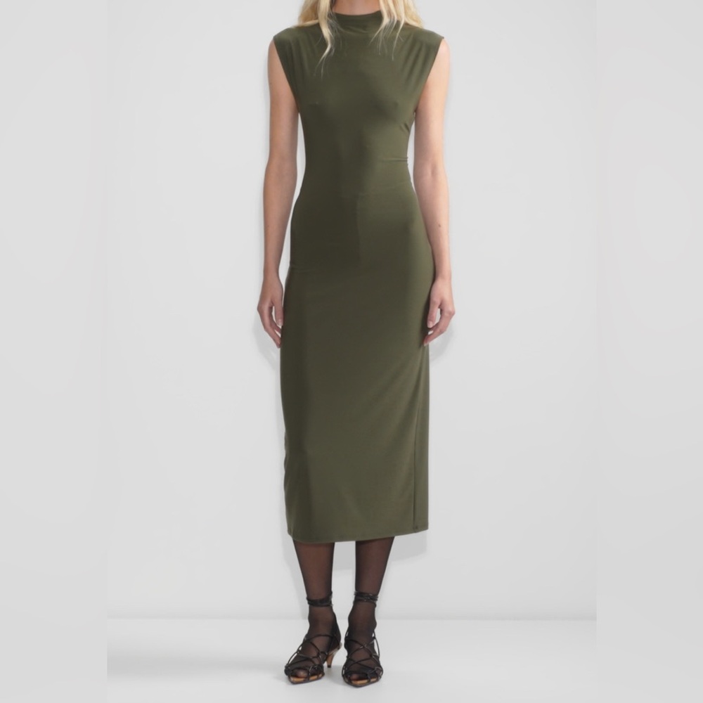 Botanist Dress Wilfred | Midi Sheath with Bateau Neckline